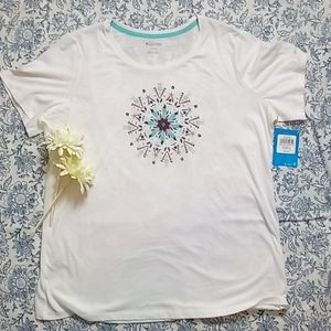 Curvy 1X Columbia Tee with flower design